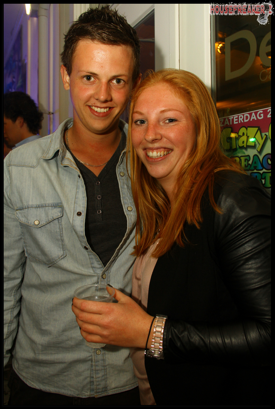 889x1321 pixels (1.324K)